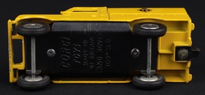 Corgi toys 416 landrover touring secours ll177 base