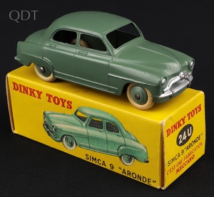 French dinky toys 24u simca 9 aronde ll226 front