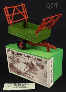 Britains farm 130f farm trailer ll245 front