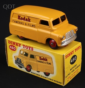 Dinky toys 480 kodak bedford van ll65 front
