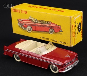 French dinky toys 24a chrysler new yorker ll263 front
