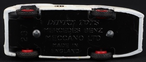 Dinky toys 237 mercedes benz racing car ll285 base