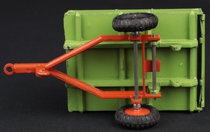 Britains 130f farm trailer ll354 base