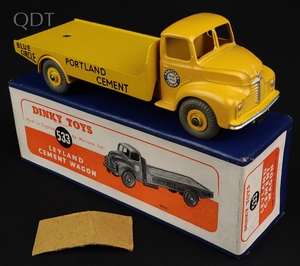 Dinky toys 533 leyland cement wagon ferrocrete ll403 front