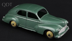 French dinky toys 24r peugeot 203 ll428 front