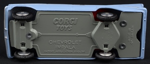 Corgi toys 220 chevrolet impala ll439 base