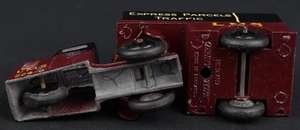 Dinky toys 33r lms express parcels mech horse ll482 base
