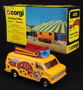 Corgi toys 426 pinder booking office chevrolet van ll526 front