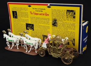 Dinky toys 111 cinderella's coach j601 back