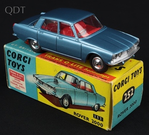 Corgi toys 252 rover 2000 ll598 front