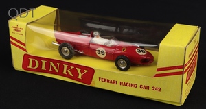 Dinky toys 282 ferrari racing car d2 front