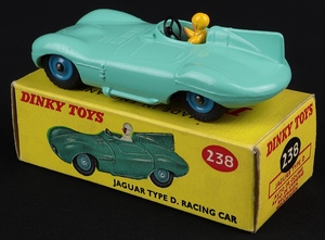 Dinky toys 238 jaguar d type racing car ll660 back