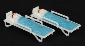 Dinky toys 288 superior cadillac ambulance s493 stretchers