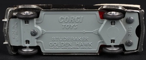 Corgi toys 211s studebaker golden hawk ll851 base