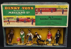 Dinky toys no.3 railway passengers ll868 front