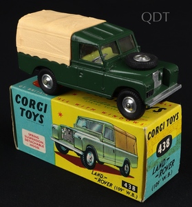 Corgi toys 438 landrover ll877 front