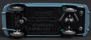 Corgi  toys 352 raf staff car ll900 base
