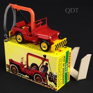 French dinky 1412 jeep ll909 front