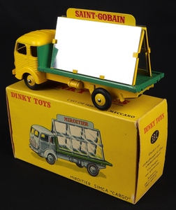 French dinky 33c simca cargo truck miroitier ll921 back