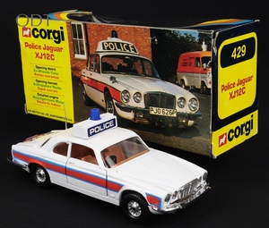 Corgi toys 429 police jaguar xj12c ll941 front
