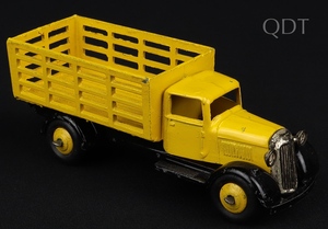 Dinky toys 25f market gardener's lorry ll982 front