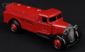 Dinky toys 25d petrol tank wagon ll983 front