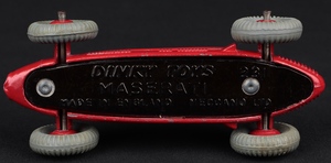 Dinky toys 231 maserati racing car ll995 base