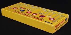 Dinky toys 771 international road signs ll998 side