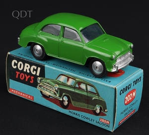 Corgi toys 202m morris cowley saloon mm34 front