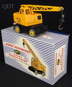 Dinky supertoys 971 coles mobile crane mm55 front