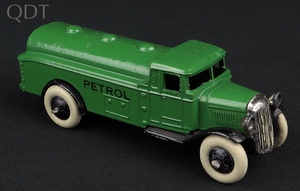 Dinky toys 25d petrol tank wagon mm79 front