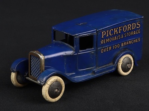 Dinky toys 28b pickfords delivery van mm84 front 1