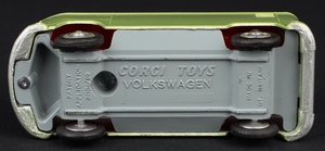 Corgi toys 434 volkswagen kombi mm89 base
