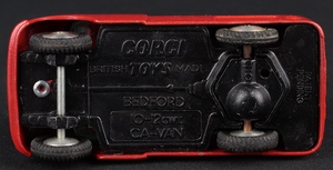Corgi toys 403m bedford van klg plugs mm103 base