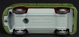 Corgi toys 356 personnel carrier mm165 base