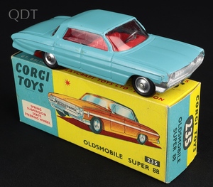 Corgi toys 235 oldsmobile super 88 mm170 front