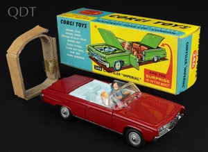 Corgi toys 246 chrysler imperial mm175 front
